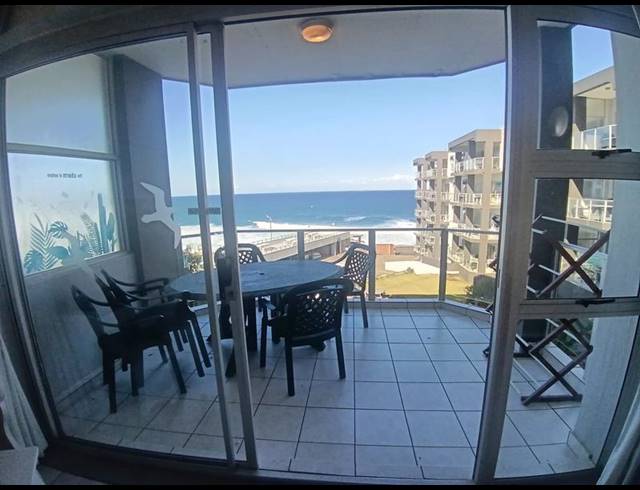 2 BEDROOM APARTMENT FOR SALE IN MARGATE BEACH